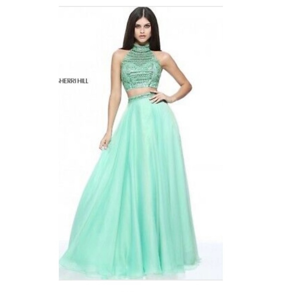 Sherri Hill Prom Dress